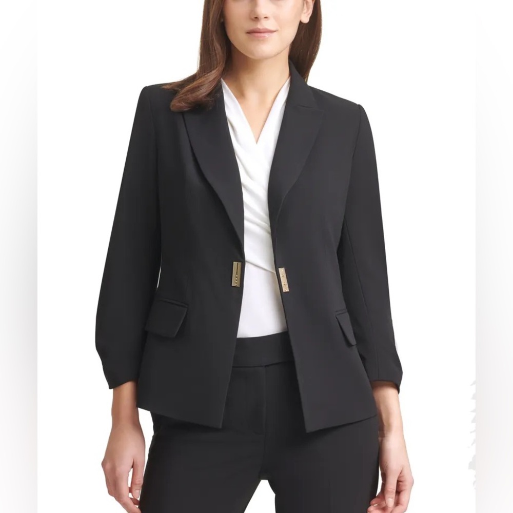 DKNY Women's Logo Bar 3/4-Sleeve Blazer Size 6P. NWT